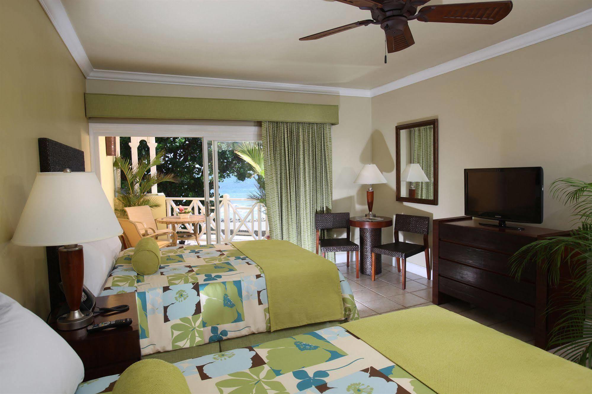 Magdalena Grand Beach & Golf Resort Tobago Esterno foto